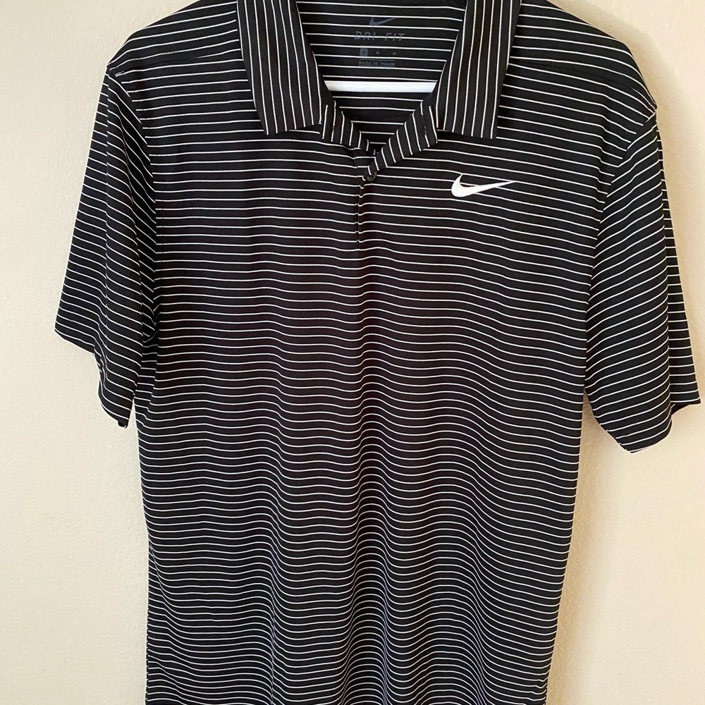 ❌SOLD❌ Nike Polo Tee